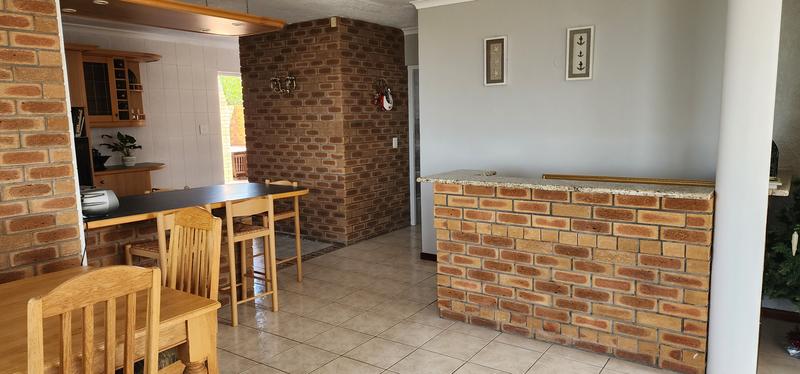3 Bedroom Property for Sale in Kleinbaai Western Cape